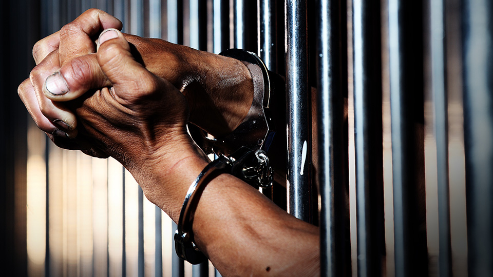 过失犯罪在什么情况才负刑事责任
